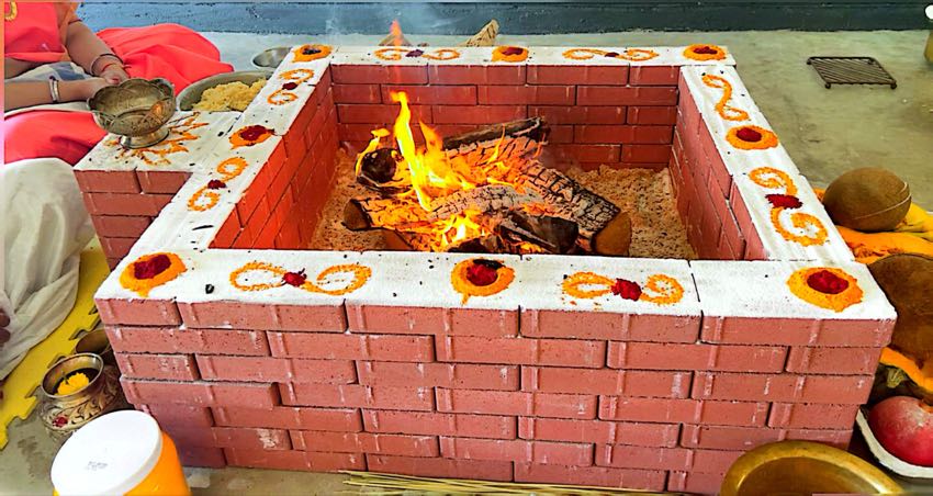 CHANDI HOMAM — photo 1 of 9